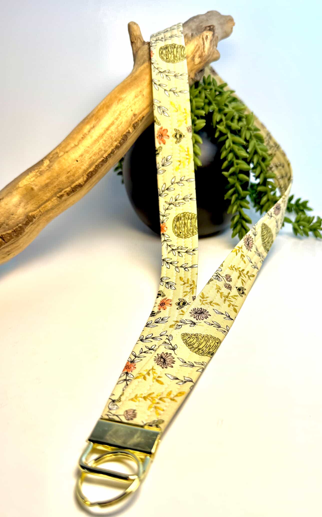 Beehive Lanyard